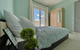 The Breeze & Sunlight Apartment