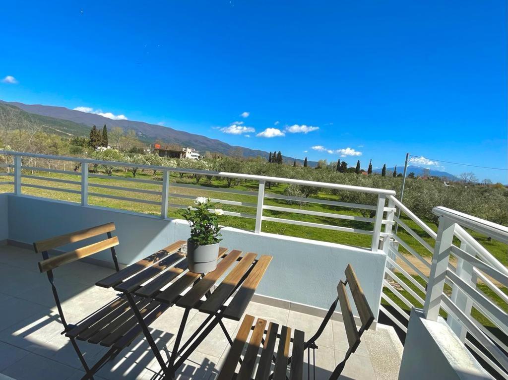 The Breeze & Sunlight Apartment Врасна Екстериор снимка